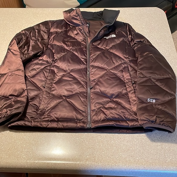 North Face Women’s Aconcagua 550 Down Jacket. Size Medium. Chocolate Brown - Picture 4 of 5